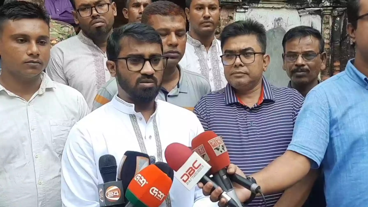 মাহফুজ আলমই নাহিদ ইসলামের রাজনৈতিক উপদেষ্টা: রাশেদ খাঁন