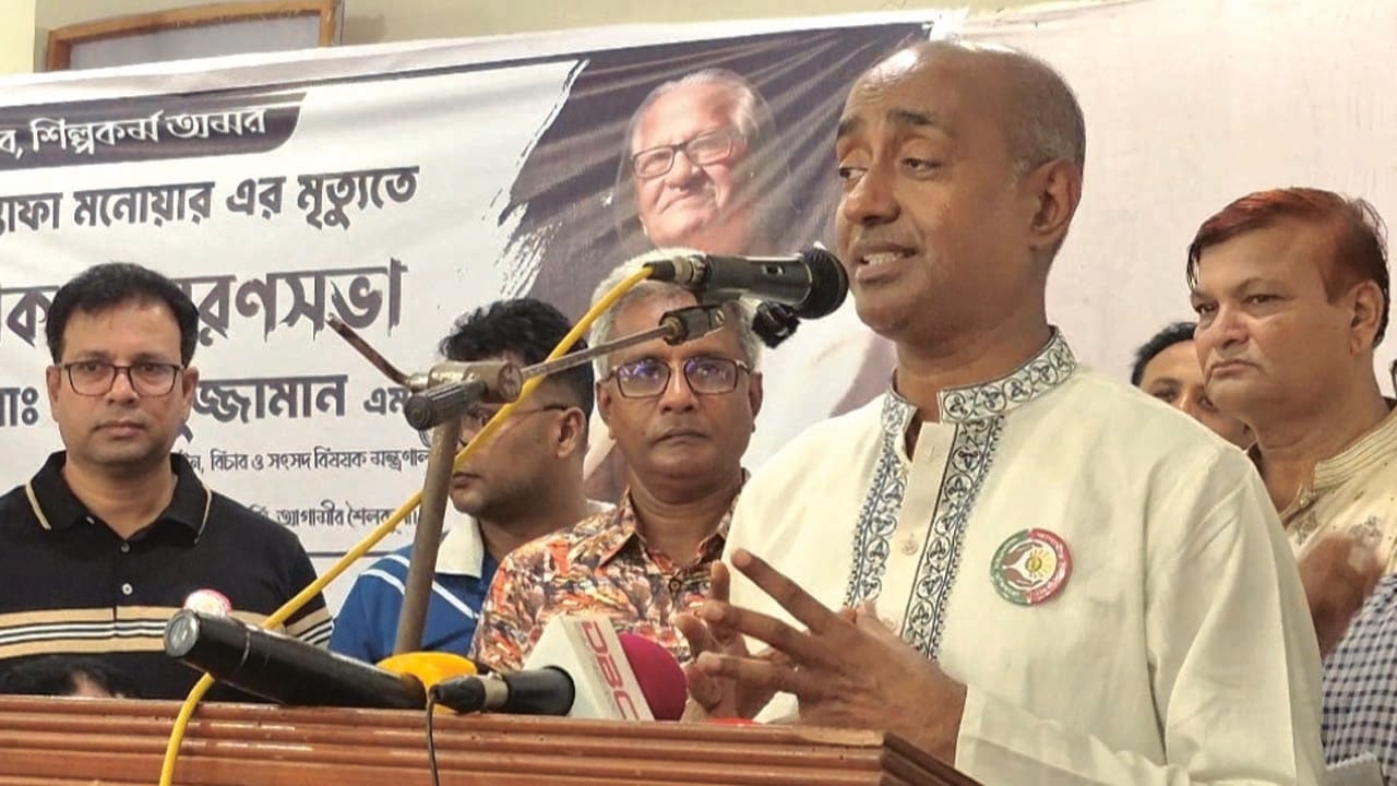 শেখ হাসিনা দেশে ফিরে আইনের পথে হাঁটুক: আইনমন্ত্রী