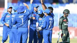 ৪ উইকেট হারিয়ে বিপদে বাংলাদেশ