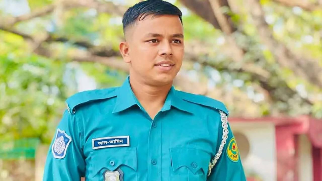 ছিনতাইকারী ধরতে গিয়ে বাসের ধাক্কায় আহত পুলিশ সদস্যের মৃত্যু