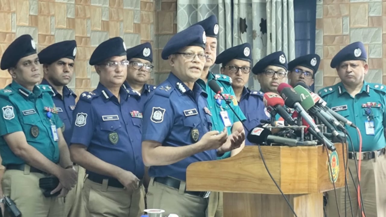 চাঁদাবাজি নির্মূলে নতুন আইন হচ্ছে: আইজিপি