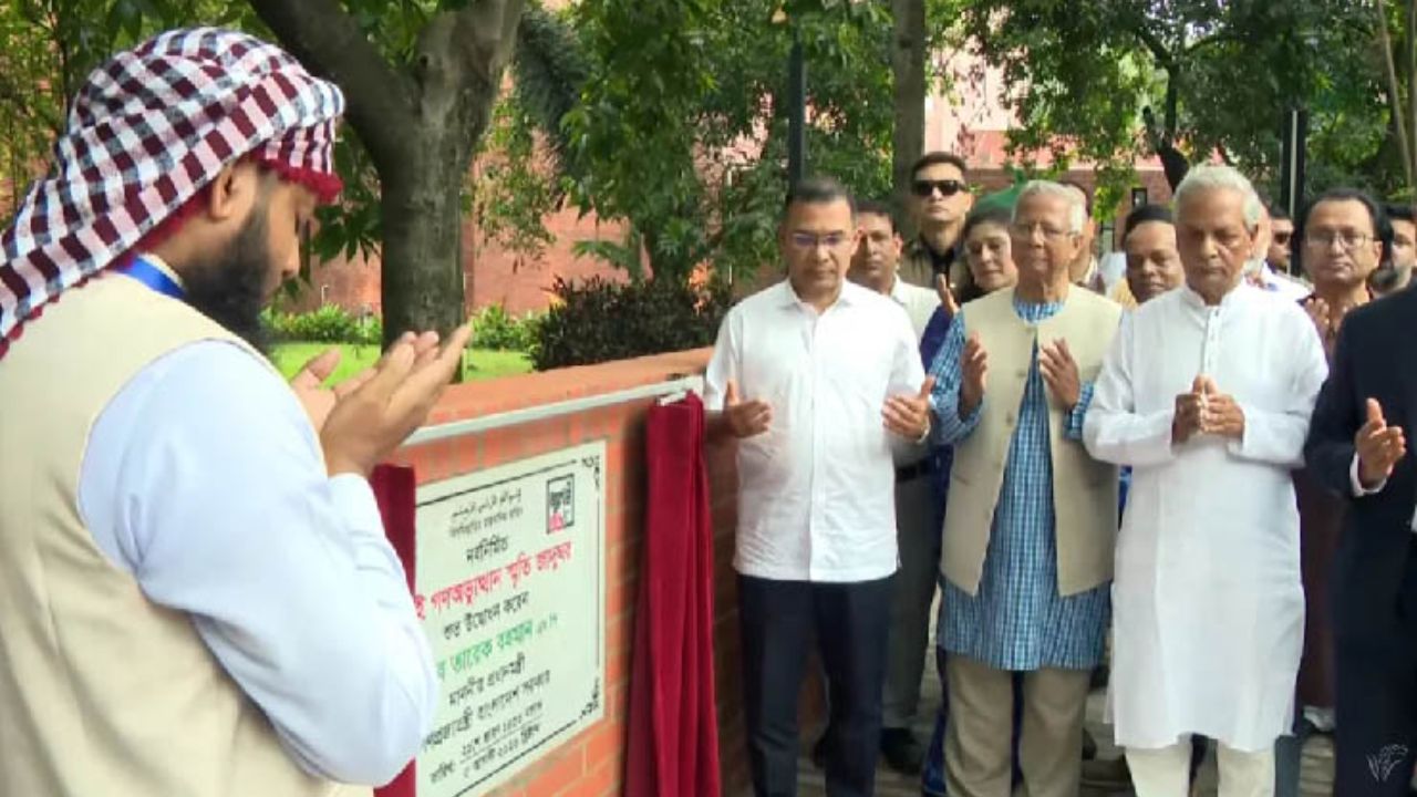 জুলাই স্মৃতি জাদুঘর উদ্বোধন করলেন প্রধানমন্ত্রী