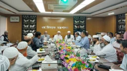 হজযাত্রীদের কষ্ট-অবহেলা হলে কঠোর ব্যবস্থা: ধর্মমন্ত্রী