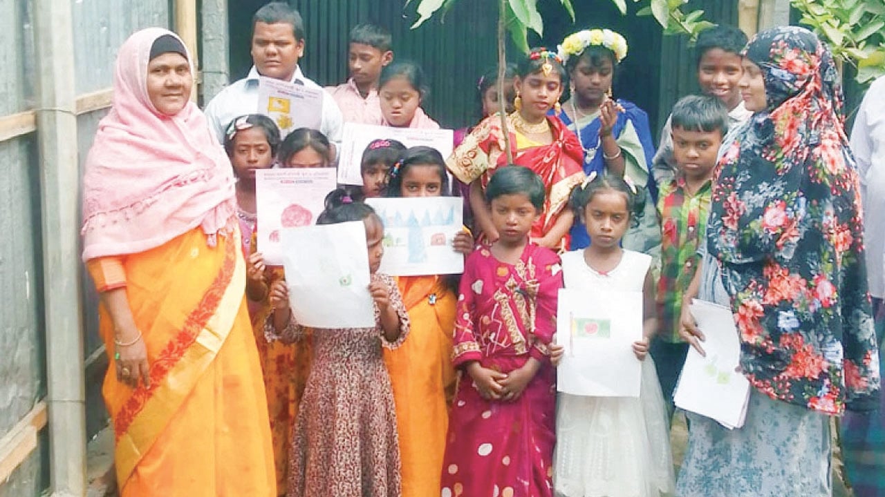 তাচ্ছিল্য করায় গড়ে তুললেন আলোর পাঠশালা