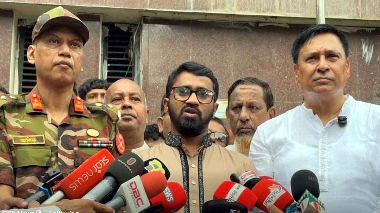 রংপুর মেডিকেলে পুলিশ ক্যাম্প স্থাপন করা হবে: রাশেদ খাঁন