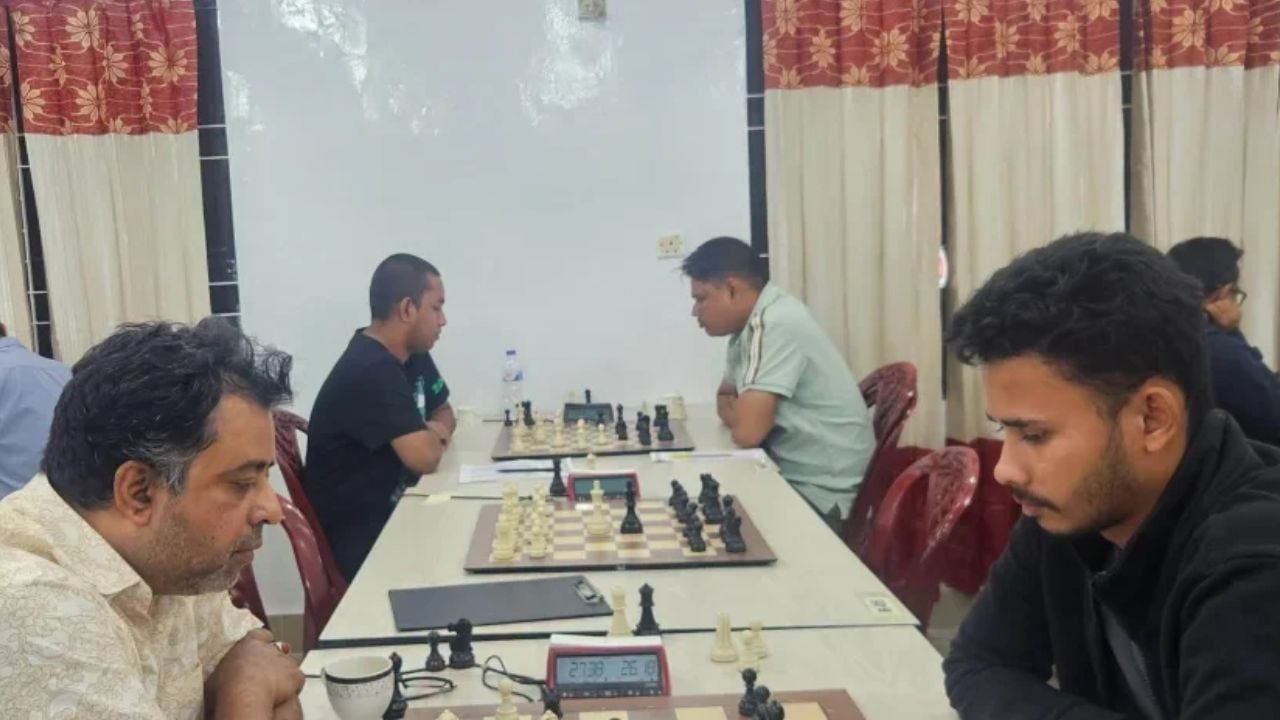 ফিক্সিংয়ের অভিযোগে বাংলাদেশ ও ভারতের দাবাড়ু নিষিদ্ধ
