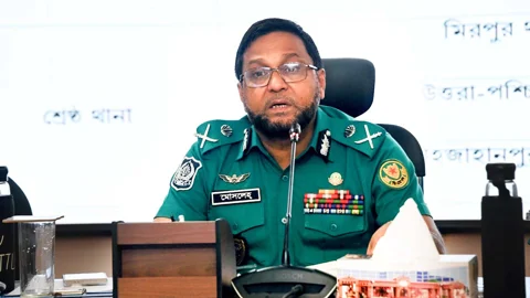 আবাসিক হোটেলে অতিথিদের তালিকা সংগ্রহের নির্দেশ ডিএমপি কমিশনারের