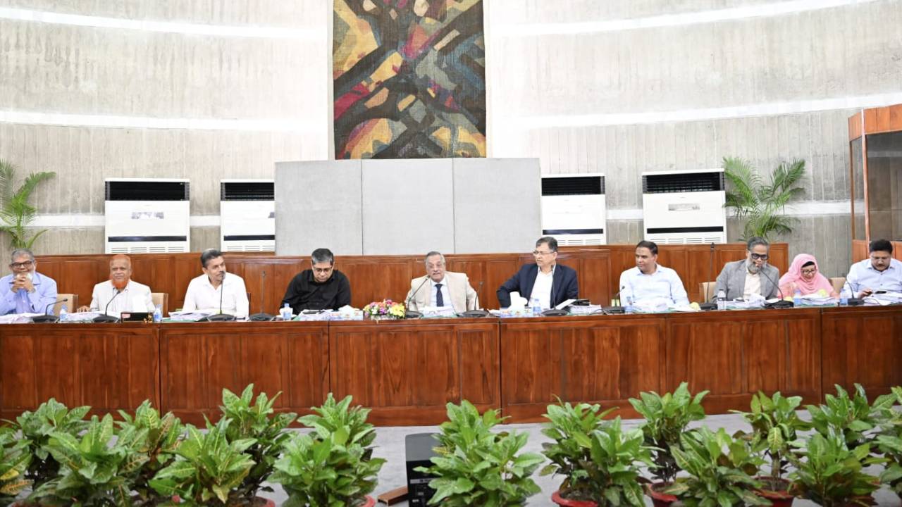 স্বরাষ্ট্র মন্ত্রণালয়ের স্থায়ী কমিটির প্রথম বৈঠক অনুষ্ঠিত