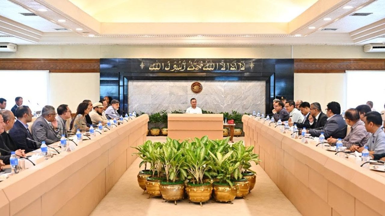বিনিয়োগকারীদের সব ধরনের সহায়তার আশ্বাস প্রধানমন্ত্রীর