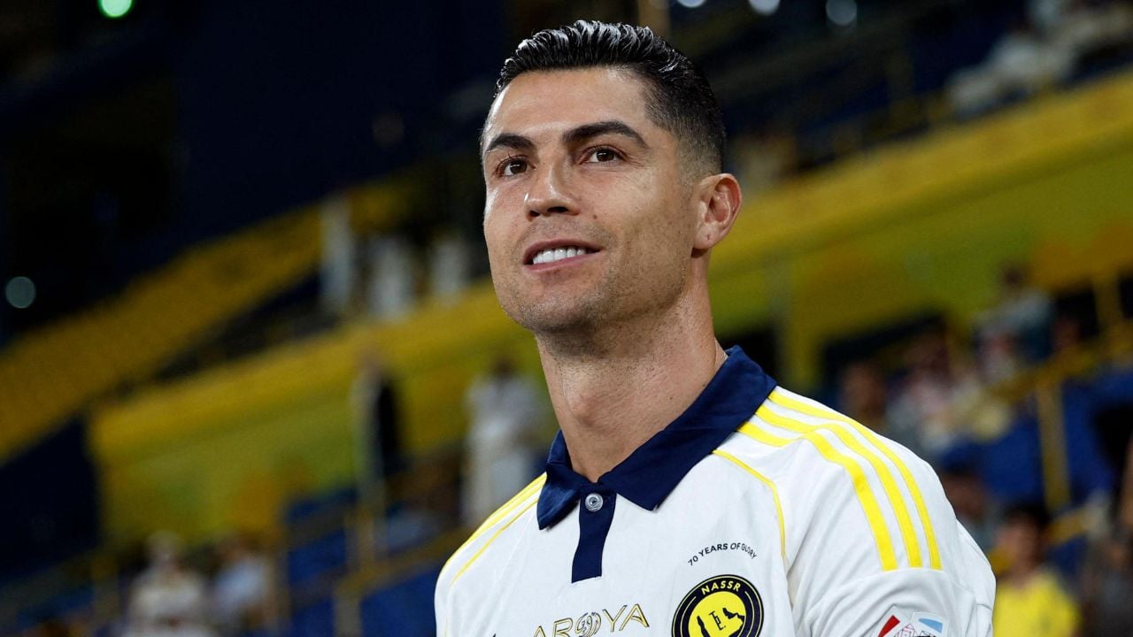 আবারও আয়ে শীর্ষে রোনালদো