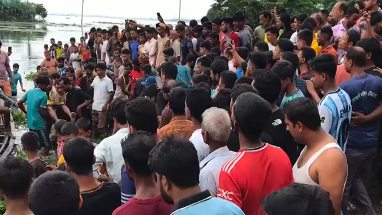 হাওরে নৌকা ডুবে নিখোঁজ ৪ জনের মরদেহ উদ্ধার