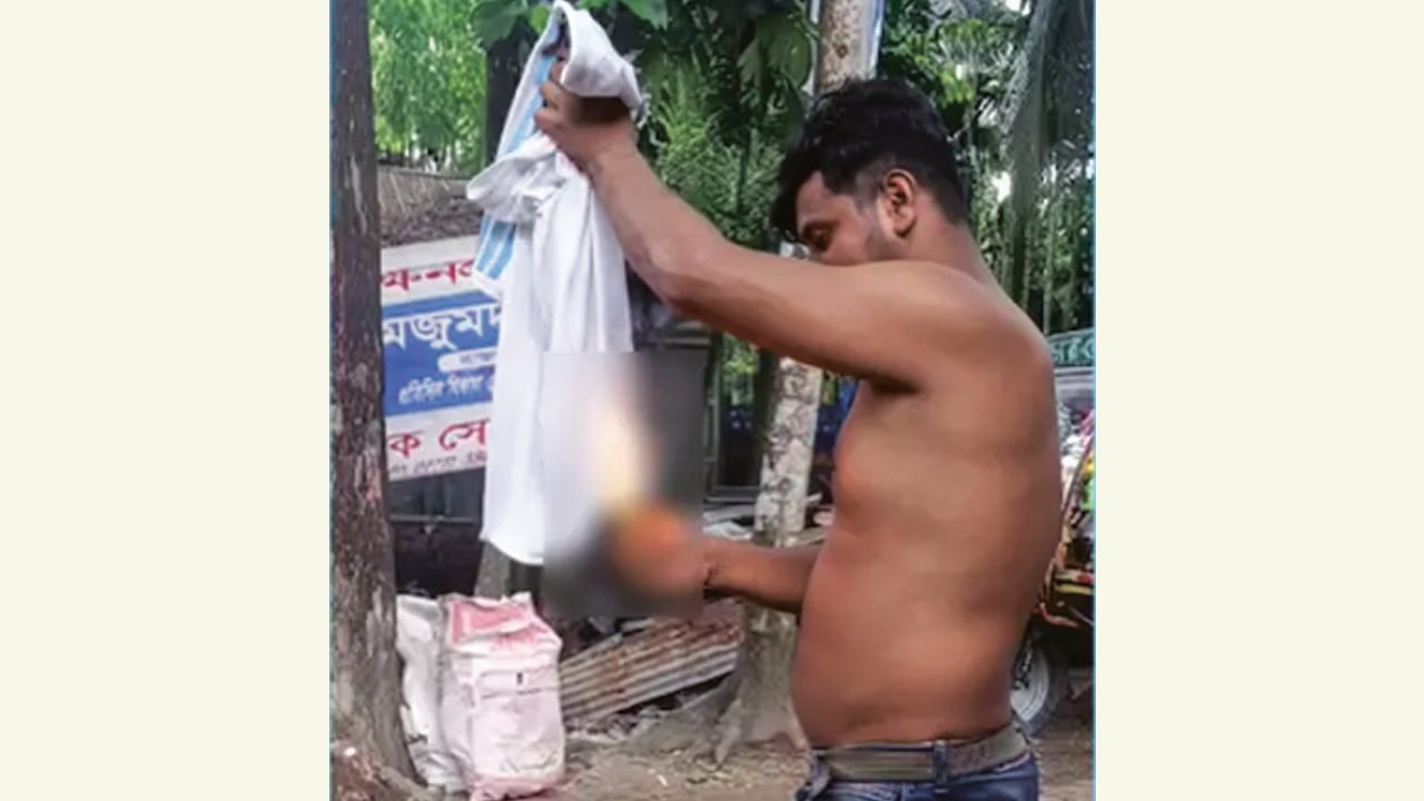 জার্সি পুড়িয়ে দলত্যাগ আর্জেন্টিনা সমর্থকের