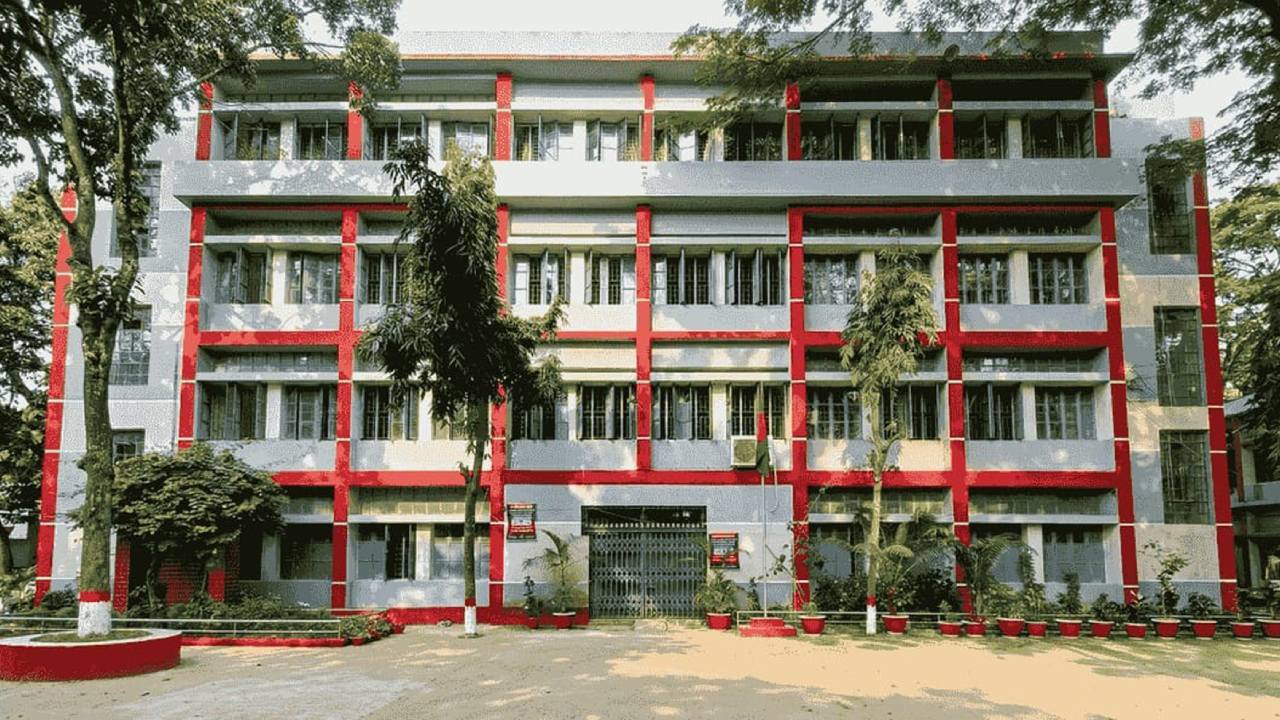 পাবনায় কৃষি বিশ্ববিদ্যালয় প্রতিষ্ঠার সম্ভাব্যতা যাচাইয়ে ইউজিসিকে নির্দেশ