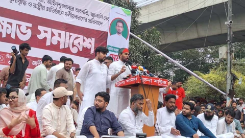 বিএনপি নিজ দলের নেতাকর্মীদের সঙ্গেও বেইমানি করেছে : আসিফ মাহমুদ