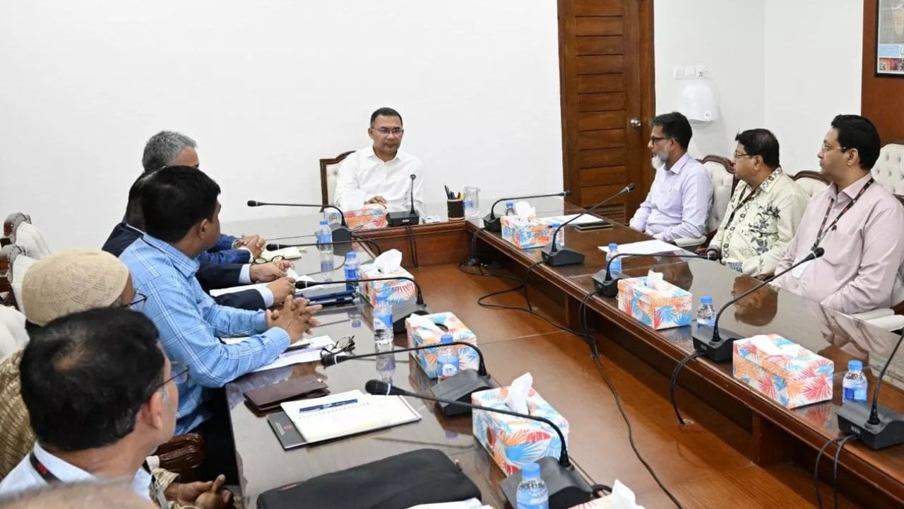 বিআরটি প্রকল্পের অগ্রগতি জানতে প্রধানমন্ত্রীর বৈঠক