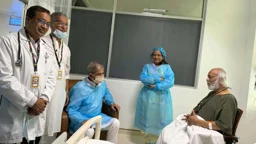 মঈন খানকে দেখতে হাসপাতালে রাষ্ট্রপতি