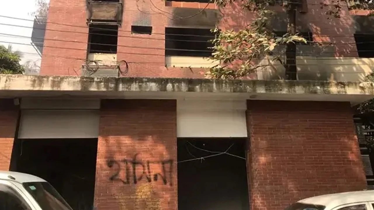 সুধা সদন থেকে যুবকের ঝুলন্ত মরদেহ উদ্ধার