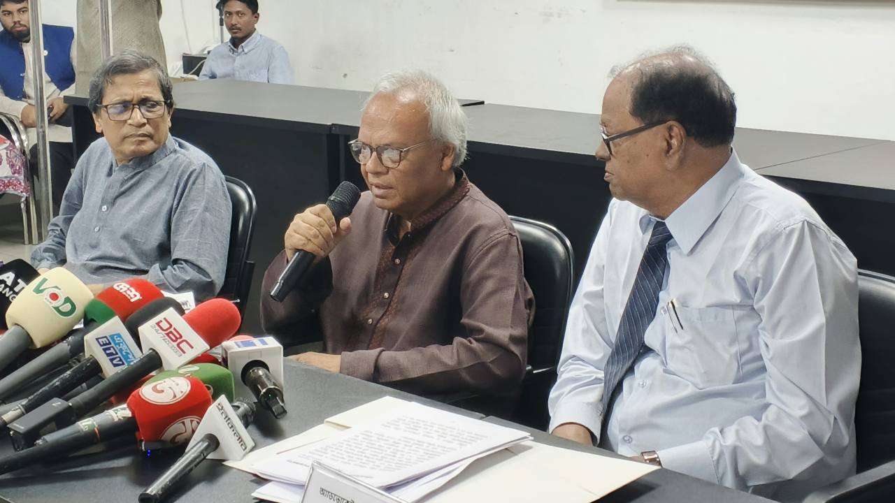বিদ্যুৎখাতে লুটপাটের জন্য দায়মুক্তি আইন করেছিল আওয়ামী লীগ: রিজভী
