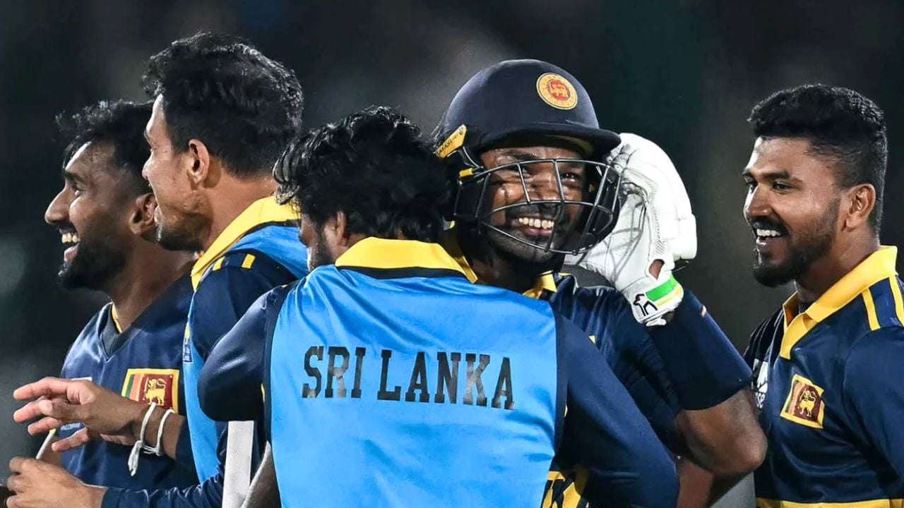 ৪২৯ রান করেও হারলো ইংল্যান্ড, অবিশ্বাস্য জয় শ্রীলঙ্কার
