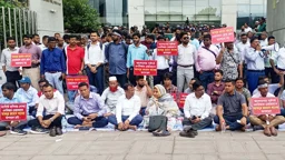 এনবিআরের আন্দোলনে লঘুদণ্ড পাওয়া ২০ কর্মকর্তার শাস্তি মওকুফ