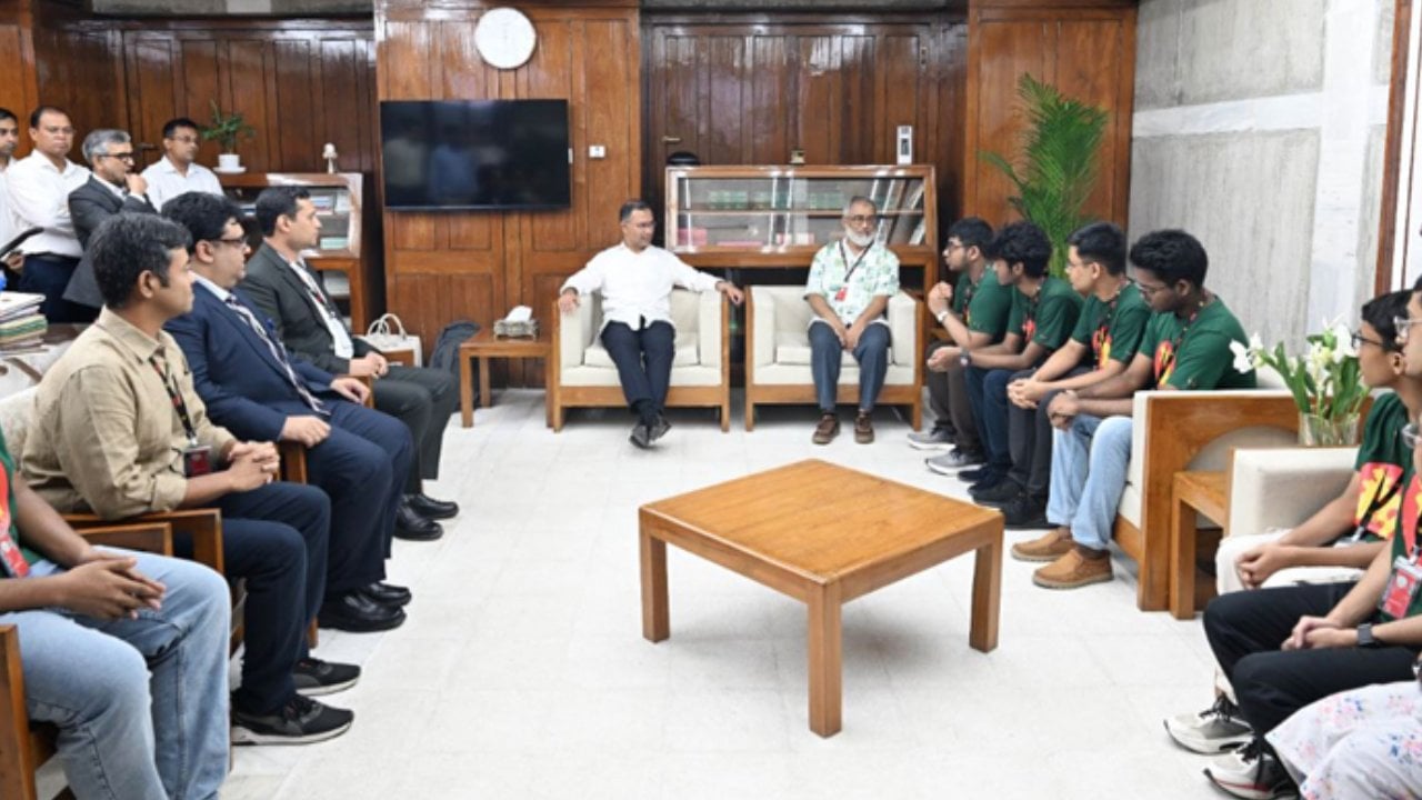 মেধাবী তরুণরাই গড়বে প্রযুক্তিনির্ভর বাংলাদেশ: প্রধানমন্ত্রী
