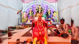 রামকৃষ্ণ সেবাশ্রমে কুমারী পূজায় দর্শনার্থীদের ভিড়
