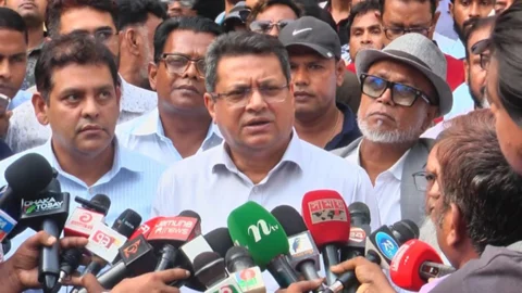 রাজউকের সব কার্যক্রম ডিজিটালাইজেশনের প্রক্রিয়া চলছে: গণপূর্তমন্ত্রী