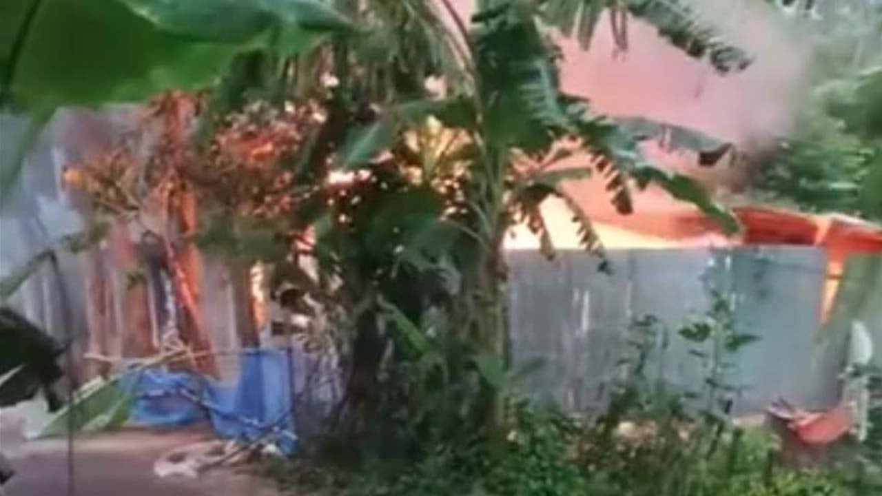 স্কুলছাত্রী ধর্ষণ-হত্যা: অভিযুক্তের বাড়িতে দগ্ধ ৩ জনের মৃত্যু