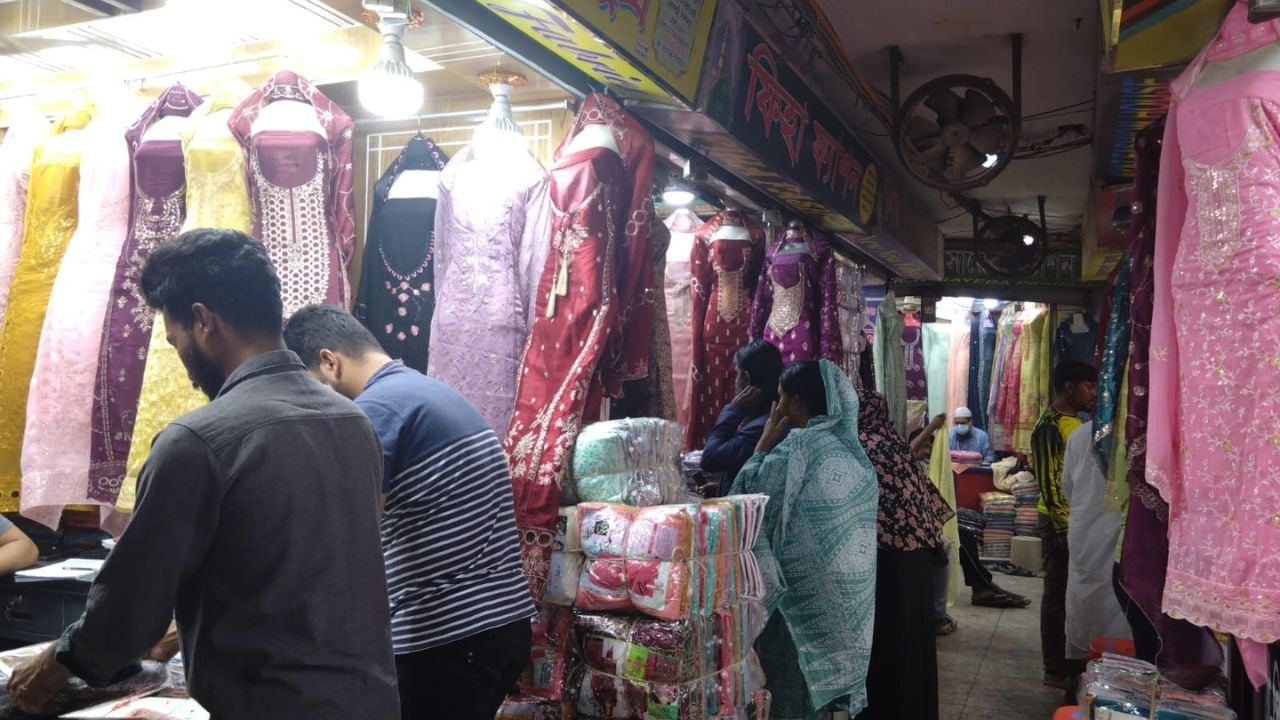 শুক্রবার রাজধানীর যেসব মার্কেট বন্ধ