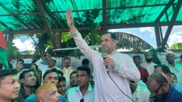 দেশ অস্থিতিশীল করার চেষ্টা করলে কাউকে ছাড় দেওয়া হবে না: তথ্য প্রতিমন্ত্রী