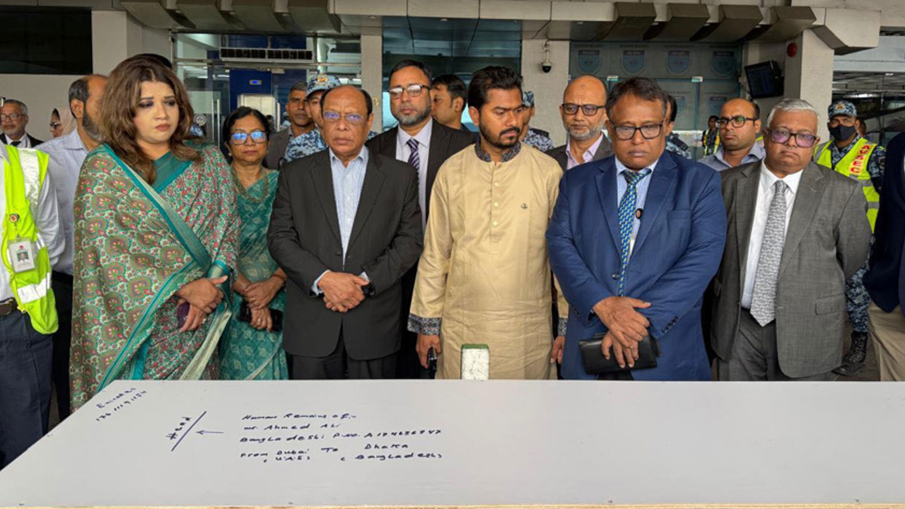 দুবাইয়ে নিহত আহমেদ আলীর মরদেহ ঢাকায় পৌঁছেছে