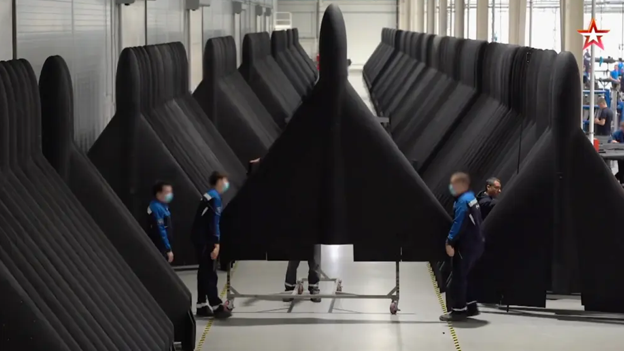 ইরান যুদ্ধে নতুন মোড়, ড্রোন দিচ্ছে রাশিয়া