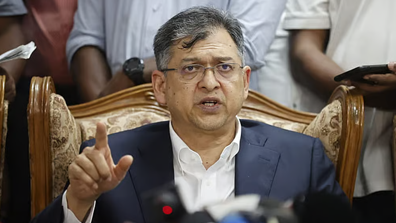 ব্যবসায়ীর বাসায় গুলি করা সন্ত্রাসীরা চিহ্নিত হয়েছে: স্বরাষ্ট্রমন্ত্রী