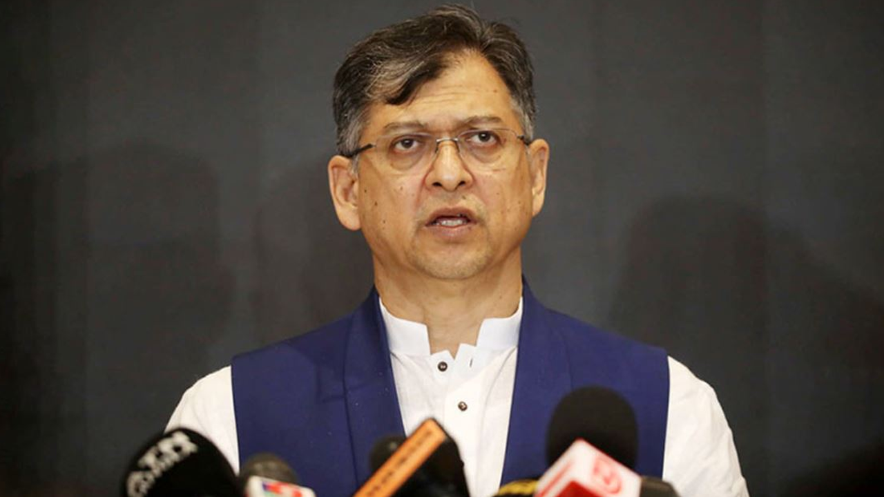 সংবিধান সংস্কার পরিষদ নিয়ে সিদ্ধান্ত সংসদেই হবে: স্বরাষ্ট্রমন্ত্রী