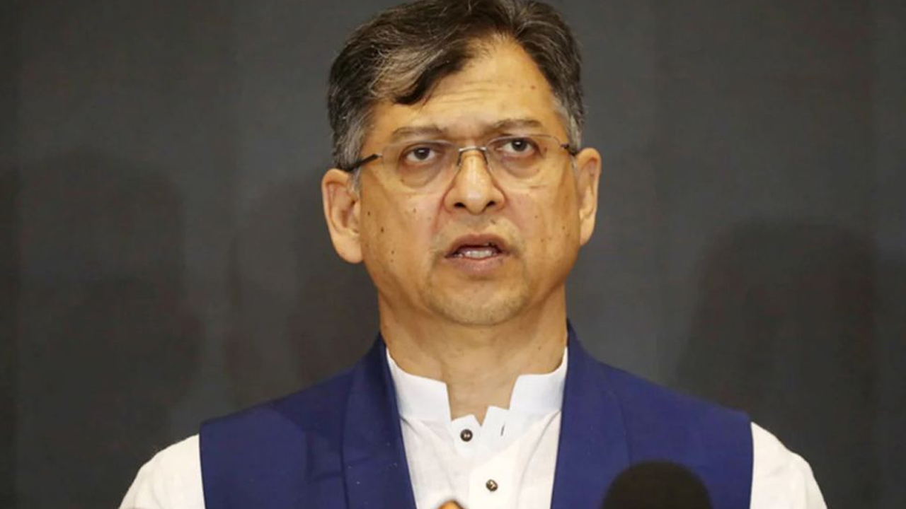 জুলাই গণঅভ্যুত্থানের আকাঙ্ক্ষা আমরা ধারণ করবো: স্বরাষ্ট্রমন্ত্রী