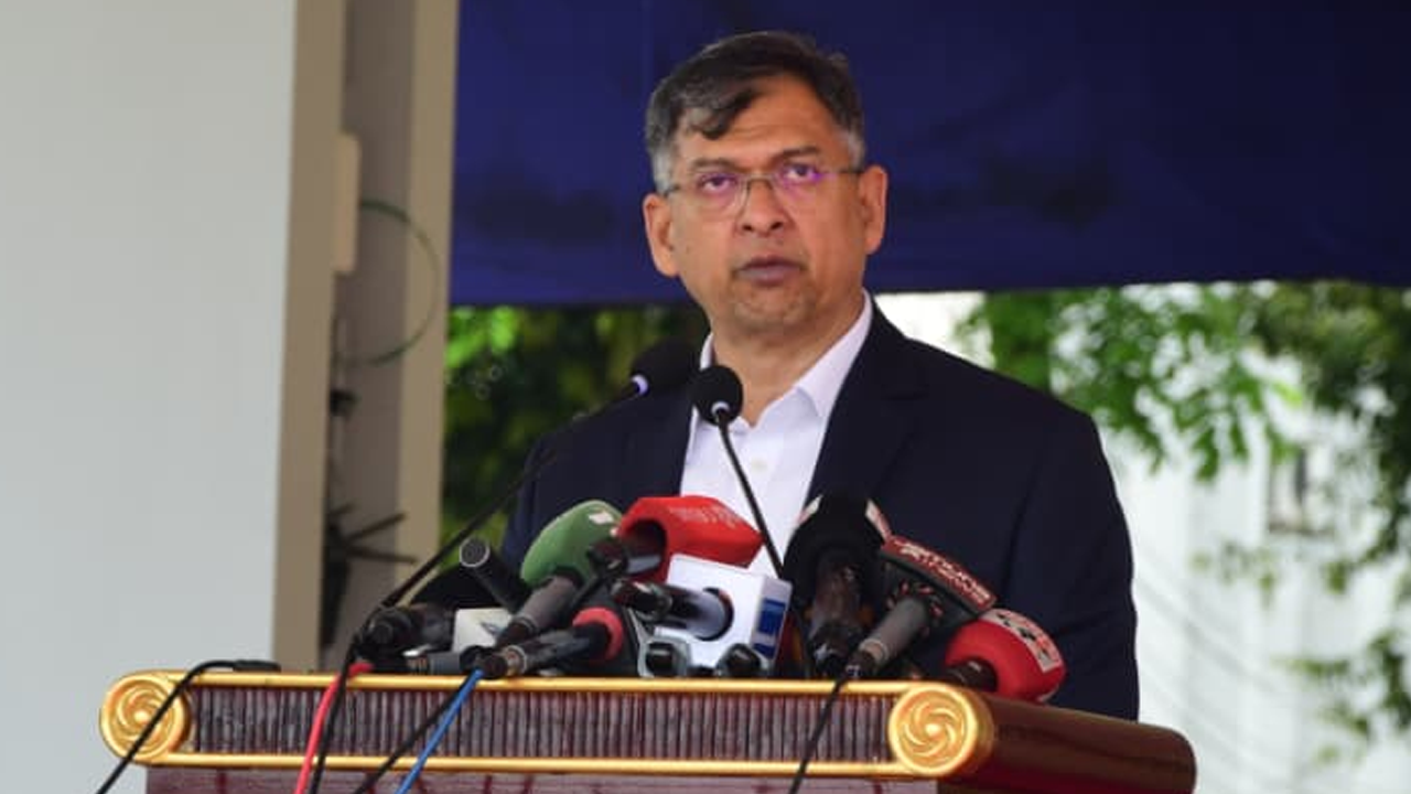 পুলিশের পোশাক পরিবর্তন করা হবে: স্বরাষ্ট্রমন্ত্রী