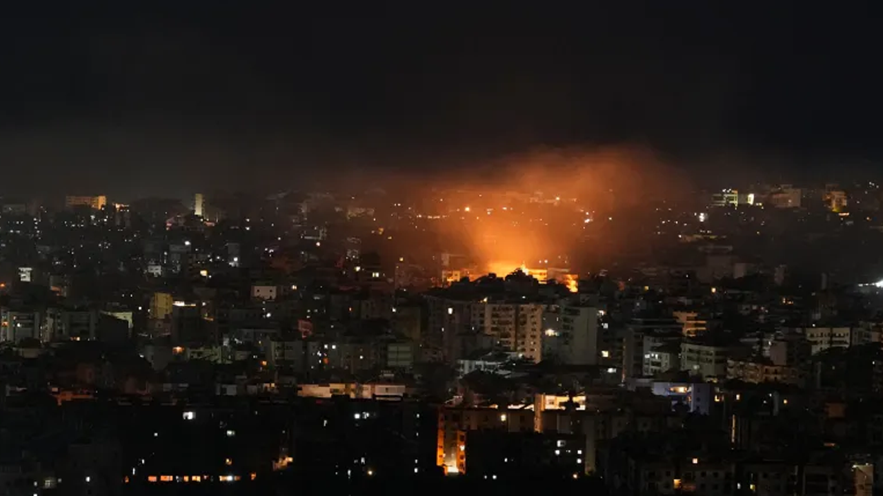 তেহরানে যুদ্ধবিমানের শব্দ ও বিকট বিস্ফোরণ