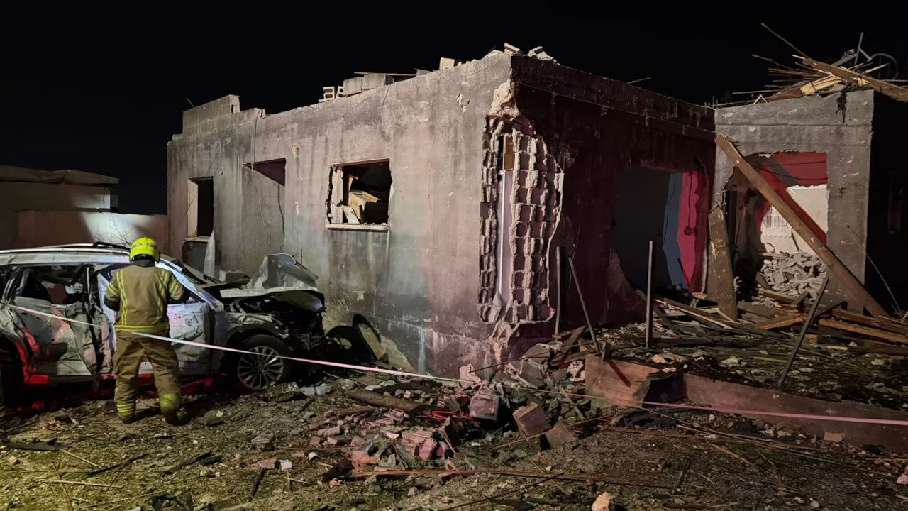 ইসরায়েলে ক্ষেপণাস্ত্র হামলায় আহত অর্ধশত