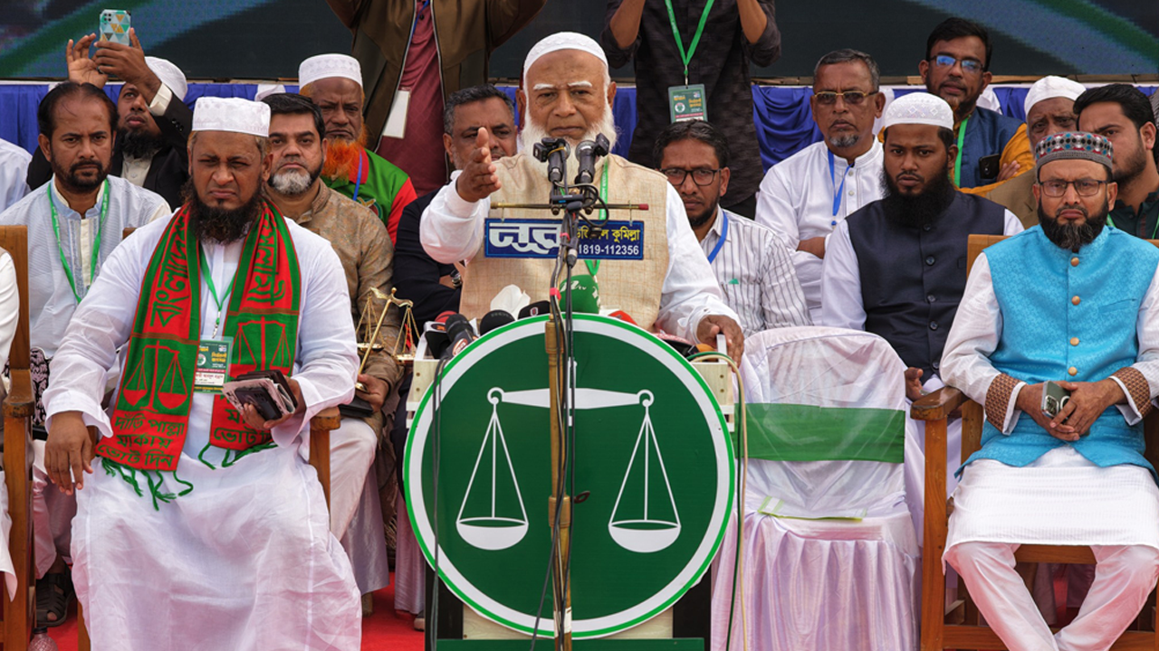 শীতে মাথা গরম করলে চৈত্র মাসে কী করবেন: জামায়াত আমির