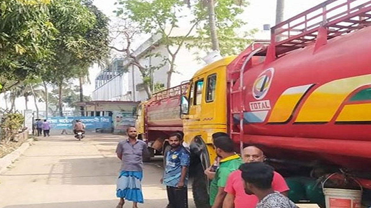 খুলনাসহ ১৫ জেলার পাম্পে তেল সংগ্রহ বন্ধ