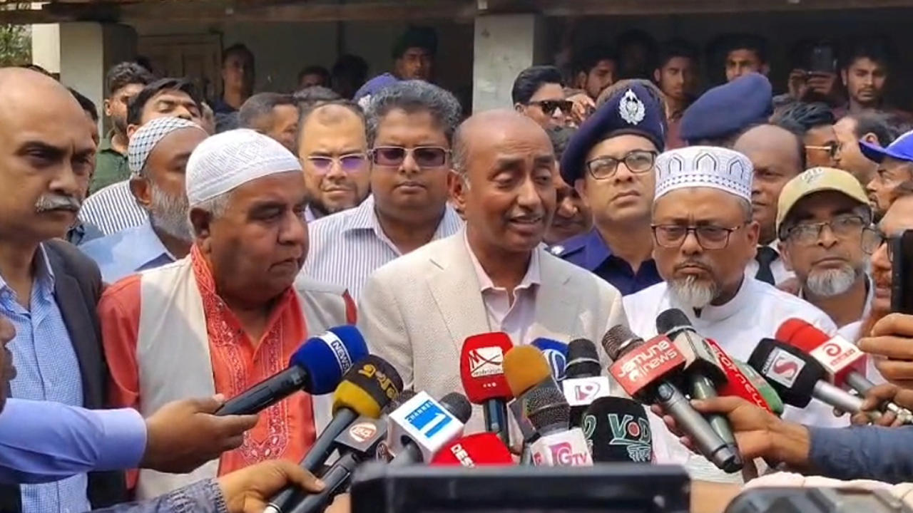 গণভোটের বিষয়ে এনসিপি নেতারা অর্ধেক বুঝেছেন: আইনমন্ত্রী