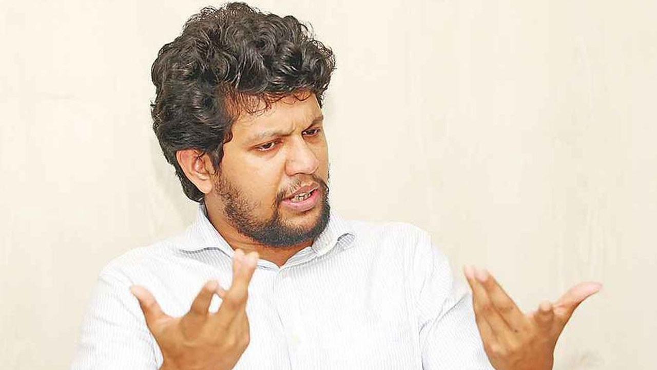 মনোনয়নপত্র তুললেও নির্বাচনে নেই মাহফুজ আলম