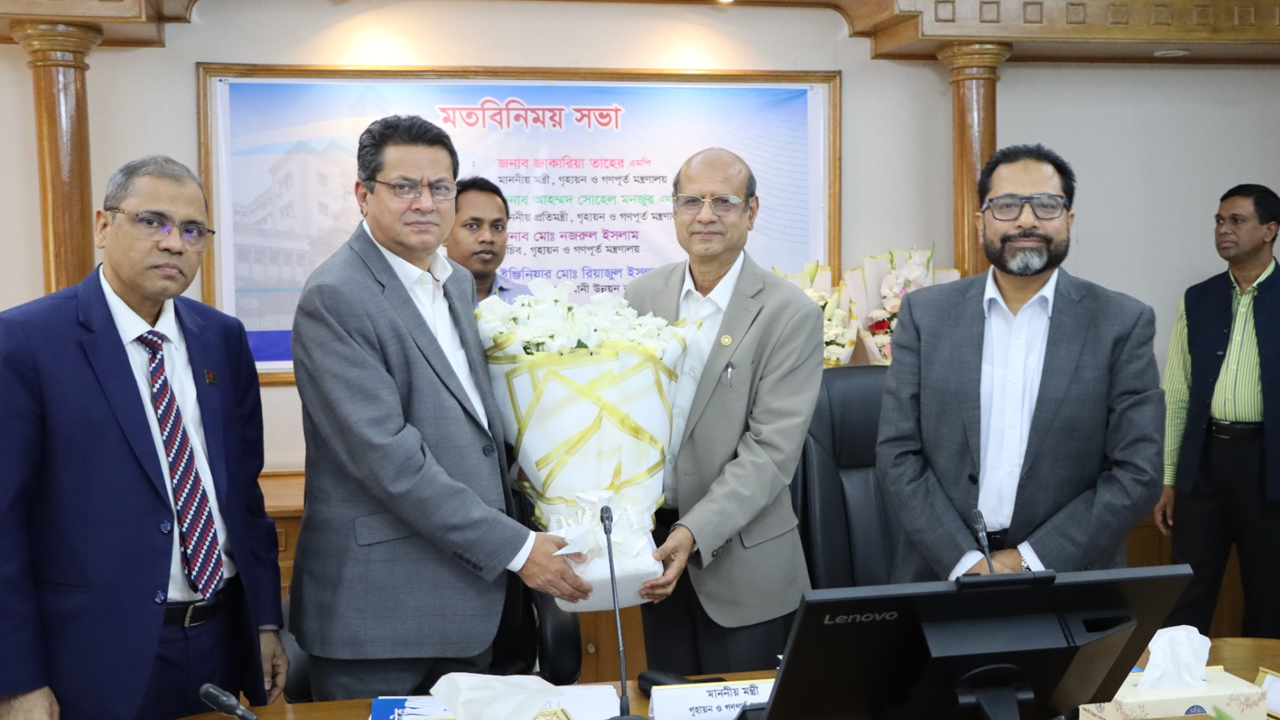 জনগণের ভোগান্তির কারণ হলে কেউ ছাড় পাবে না: গণপূর্তমন্ত্রী