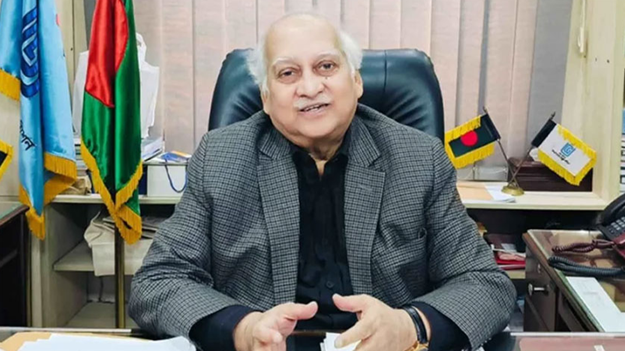 পদত্যাগ করলেন ইউজিসির চেয়ারম্যান