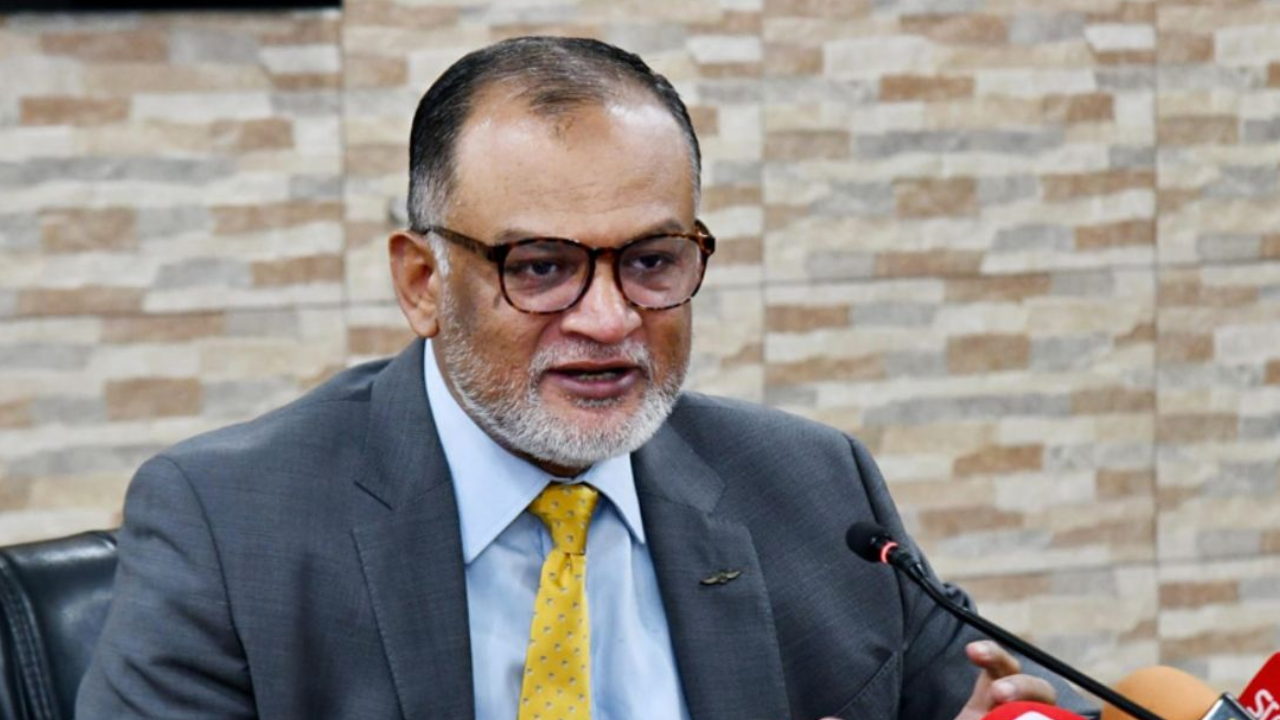 ভুলত্রুটি থাকলে ক্ষমা করবেন: বাণিজ্য উপদেষ্টা