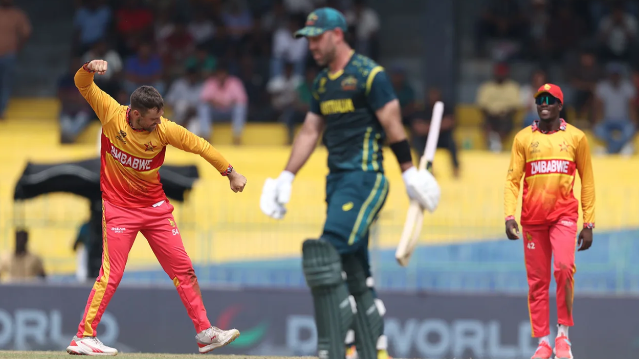 বিশ্বকাপ থেকে বিদায় অস্ট্রেলিয়ার, সুপার এইটে জিম্বাবুয়ে