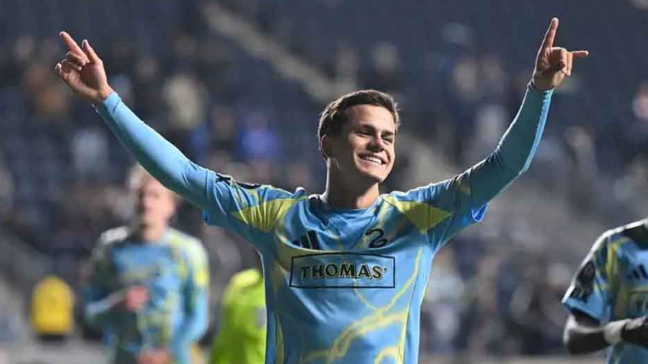 বাংলাদেশি বংশোদ্ভুত সুলিভানের ইতিহাস