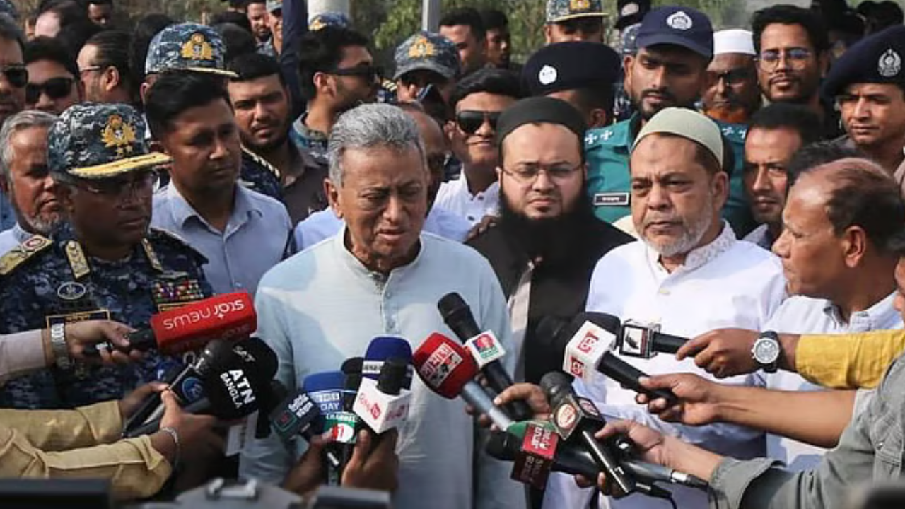 অর্থনৈতিক সংকট মোকাবিলায় ট্যাক্স বাড়াতে হবে: অর্থমন্ত্রী