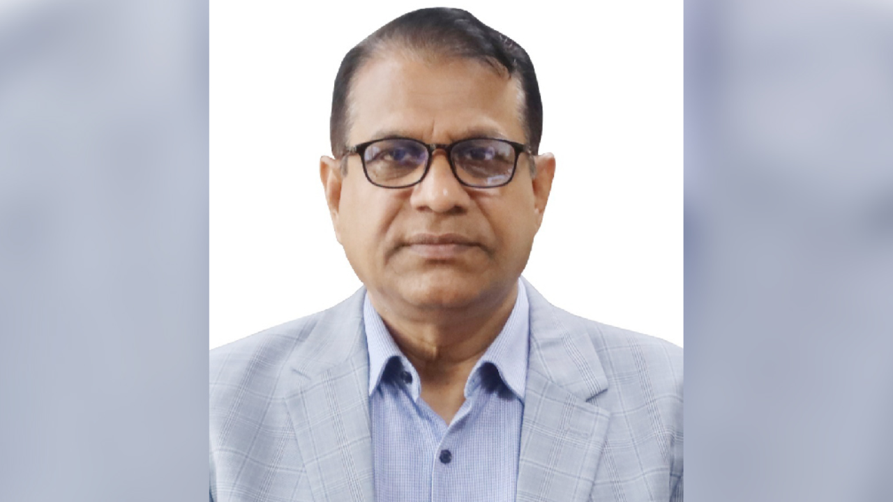 দপ্তর হারালেন স্থানীয় সরকার সচিব রেজাউল