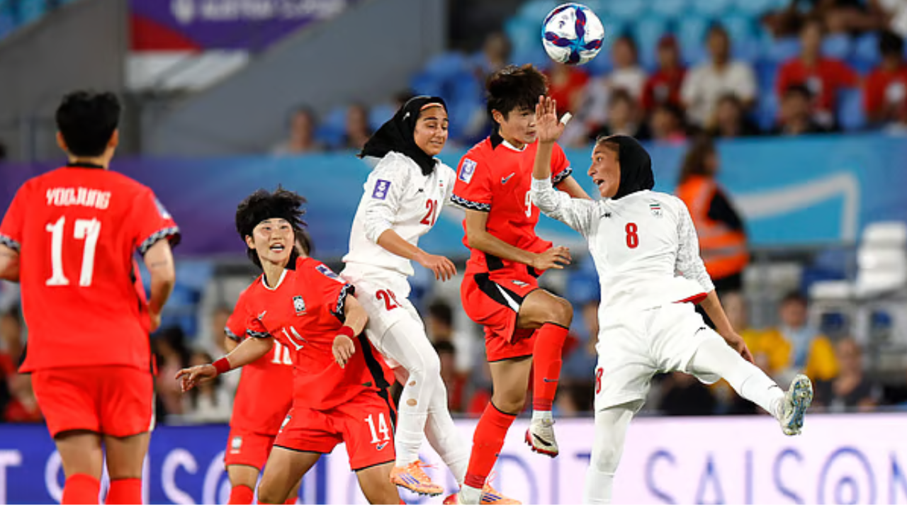 ম্যাচ জিতেছে কোরিয়া, মন জিতলো ইরান